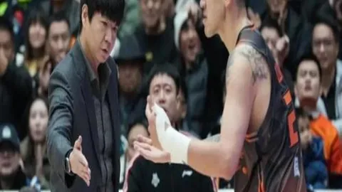 “锡维斯体育逆境翻盘，8胜5佳绩背后，能否成就主场逆转奇迹？”